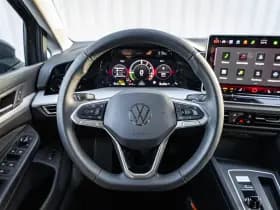Volkswagen Golf thumbnail 28