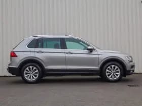 Volkswagen Tiguan thumbnail 3