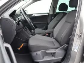 Volkswagen Tiguan thumbnail 4