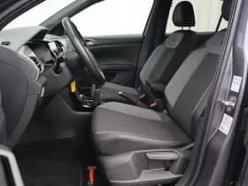 Volkswagen T-Cross thumbnail 4