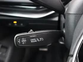 Škoda Superb thumbnail 40