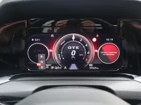 Volkswagen Golf thumbnail 23