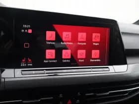 Volkswagen Golf thumbnail 34