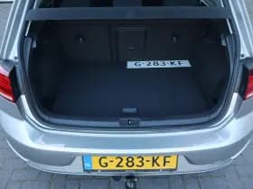 Volkswagen Golf thumbnail 16