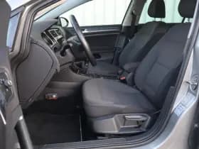 Volkswagen Golf thumbnail 4