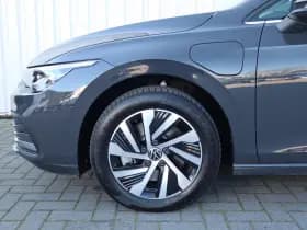 Volkswagen Golf thumbnail 13