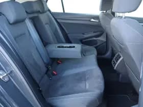 Volkswagen Golf thumbnail 20