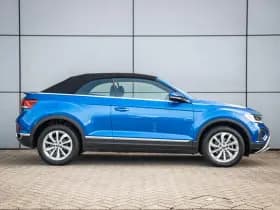 Volkswagen T-Roc thumbnail 3