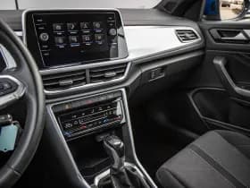 Volkswagen T-Roc thumbnail 28