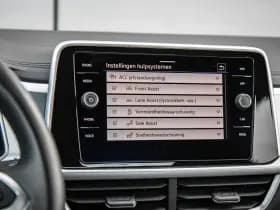 Volkswagen T-Roc thumbnail 33