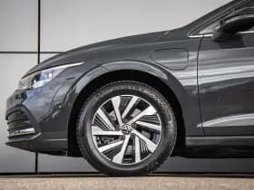 Volkswagen Golf thumbnail 13