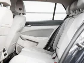 Volkswagen Golf thumbnail 19