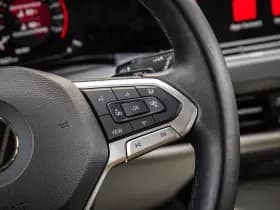 Volkswagen Golf thumbnail 25
