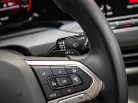 Volkswagen Golf thumbnail 26