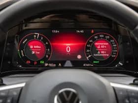 Volkswagen Golf thumbnail 27