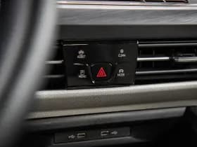 Volkswagen Golf thumbnail 30