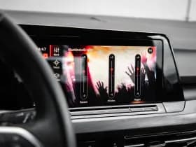 Volkswagen Golf thumbnail 34
