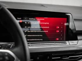 Volkswagen Golf thumbnail 37