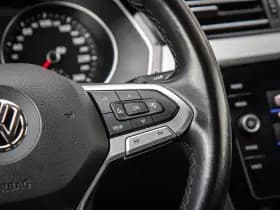 Volkswagen Passat thumbnail 23