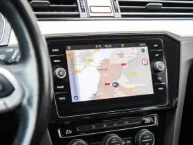 Volkswagen Passat thumbnail 24