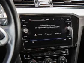 Volkswagen Passat thumbnail 25