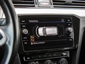 Volkswagen Passat thumbnail 26