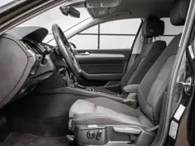 Volkswagen Passat thumbnail 4