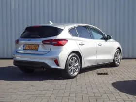 Ford Focus thumbnail 2