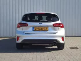 Ford Focus thumbnail 11