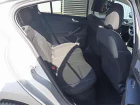Ford Focus thumbnail 16