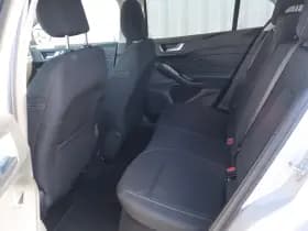 Ford Focus thumbnail 30