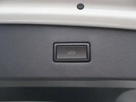 Volkswagen Tiguan thumbnail 16