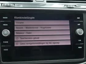 Volkswagen Tiguan thumbnail 35