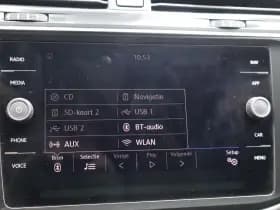 Volkswagen Tiguan thumbnail 41