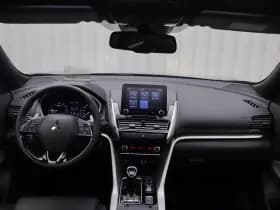 Mitsubishi Eclipse Cross thumbnail 5
