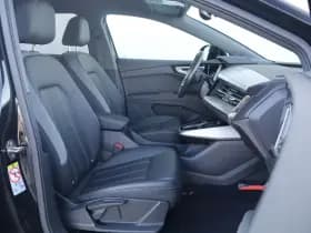 Audi Q4 e-tron thumbnail 16