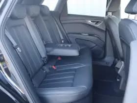 Audi Q4 e-tron thumbnail 17