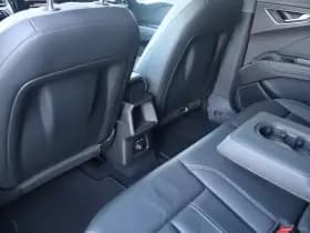 Audi Q4 e-tron thumbnail 21