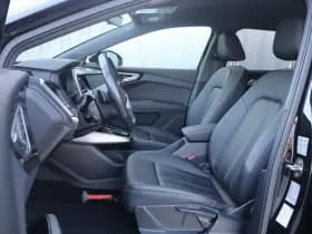 Audi Q4 e-tron thumbnail 4
