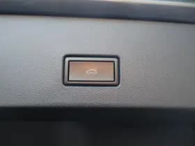 Volkswagen T-Roc thumbnail 16