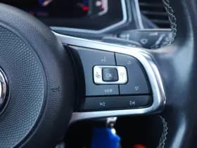Volkswagen T-Roc thumbnail 27