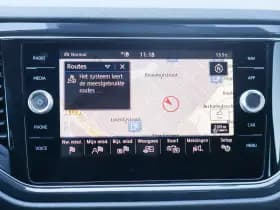 Volkswagen T-Roc thumbnail 31