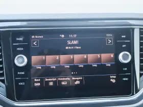Volkswagen T-Roc thumbnail 33