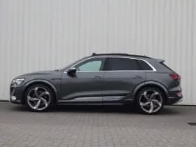 Audi e-tron thumbnail 14