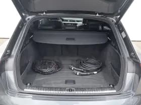 Audi e-tron thumbnail 21