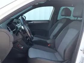 Volkswagen Tiguan thumbnail 4