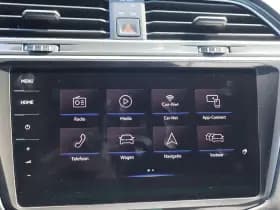 Volkswagen Tiguan thumbnail 36