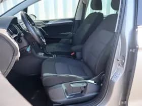 Volkswagen Golf thumbnail 4