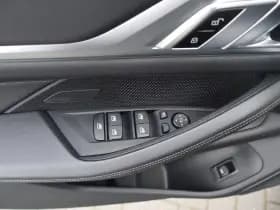 BMW i4 thumbnail 36