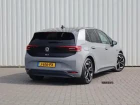 Volkswagen ID.3 thumbnail 2